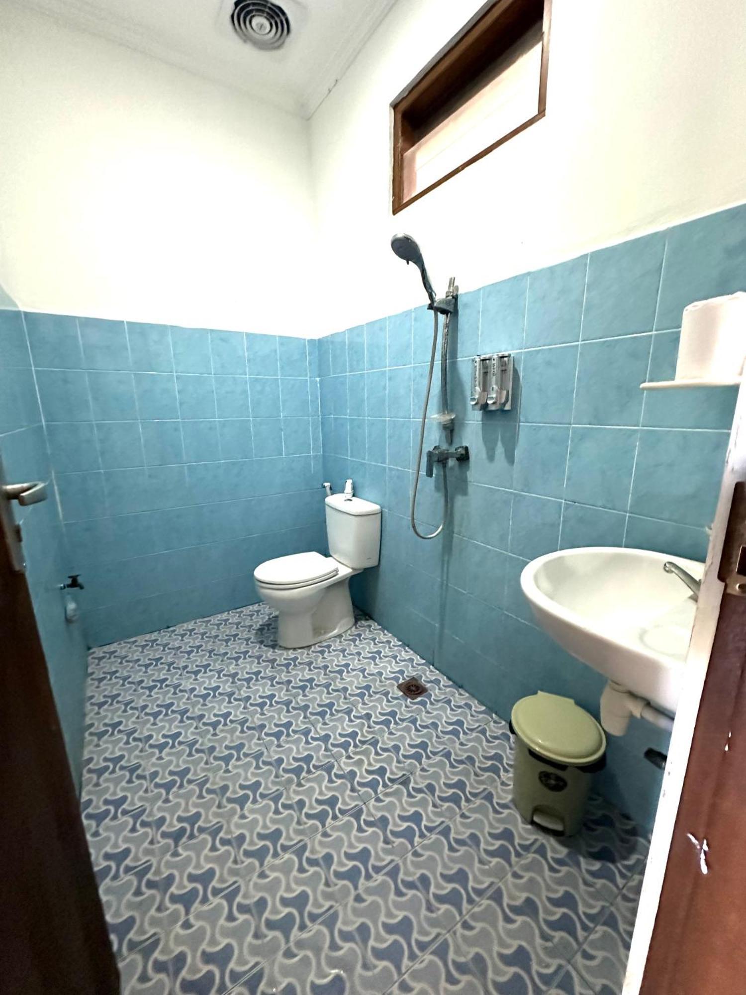 New Mekar Jaya Hotel Легиан Екстериор снимка