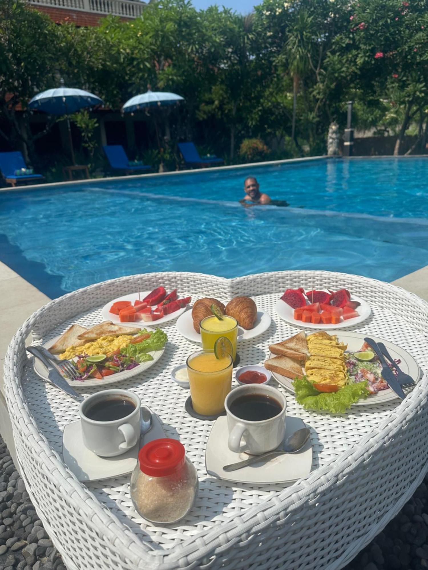 New Mekar Jaya Hotel Легиан Екстериор снимка